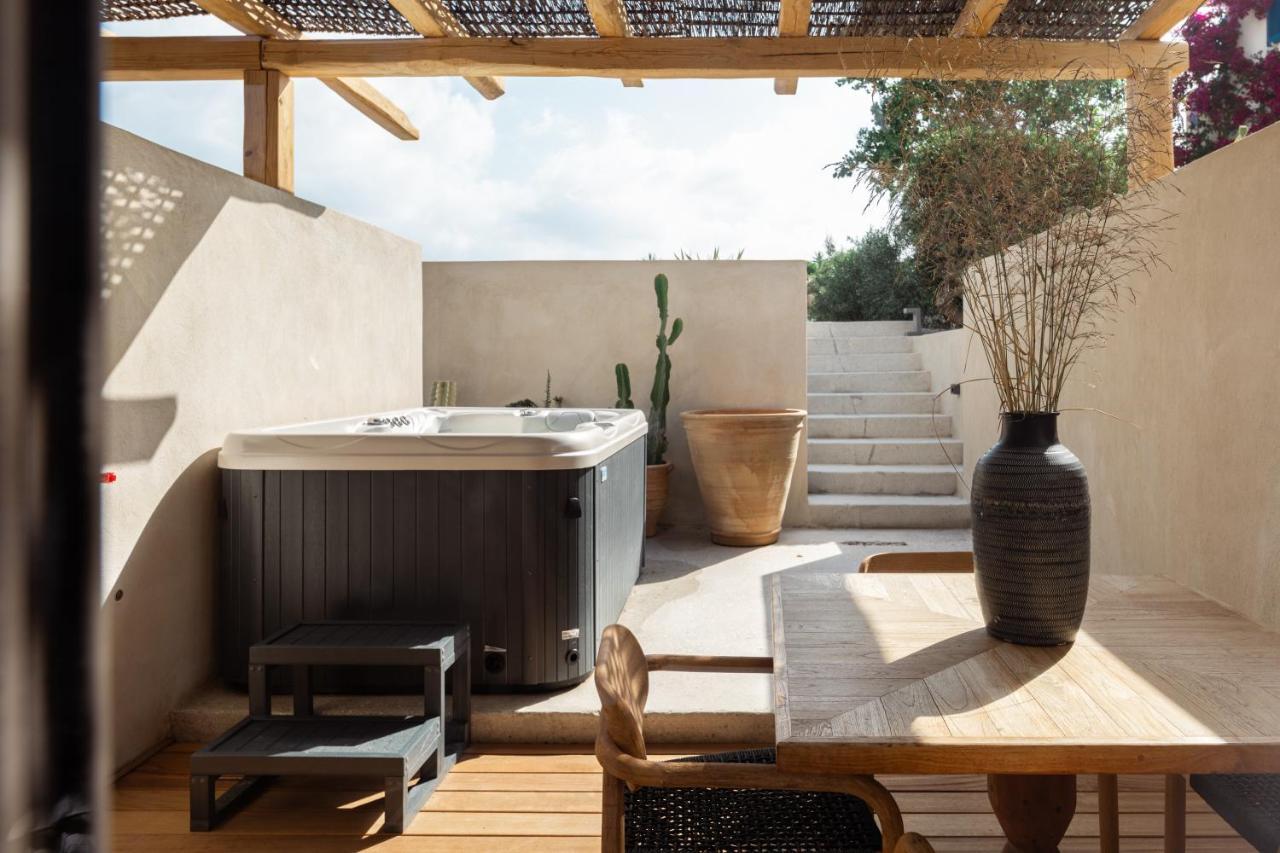 Athina Studios And Suites Plaka Ngoại thất bức ảnh